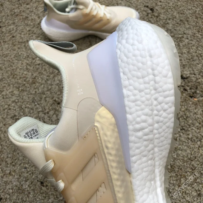 Adidas UltraBoost 21 COLD.RDY Beige