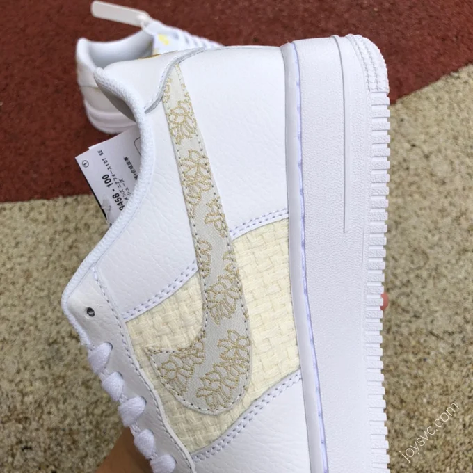 Nike Air Force 1 '07 SE White/Gold Woven DO9458-100