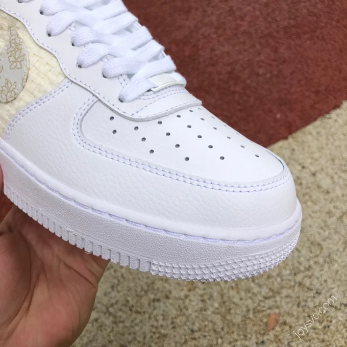 Nike Air Force 1 '07 SE White/Gold Woven DO9458-100