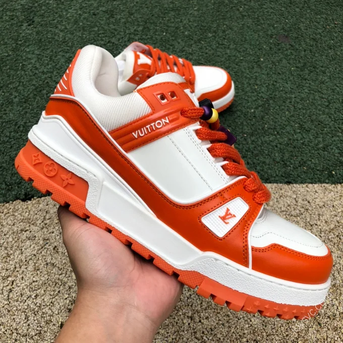 LOUIS VUITTON Trainer White Orange