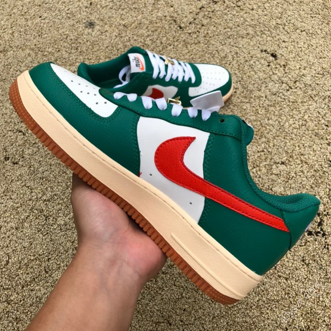 Nike Air Force 1 '07 White/Green/Red CJ9179-201