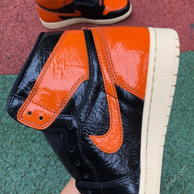 Air Jordan 1 Shattered Backboard High-Top Sneaker 555088-028