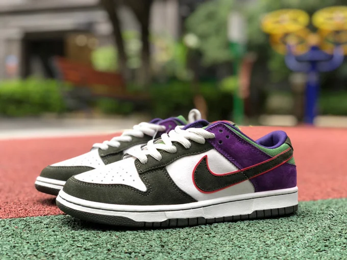 Katsuhiro Otomo x Nike Dunk Low White Green Purple LF0039-023