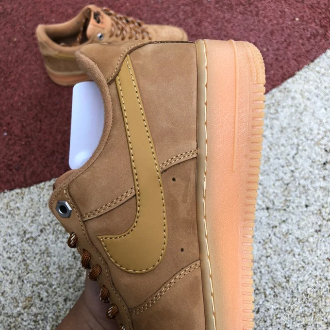 Nike AF1 Low Wheat Sneakers CJ9179-200