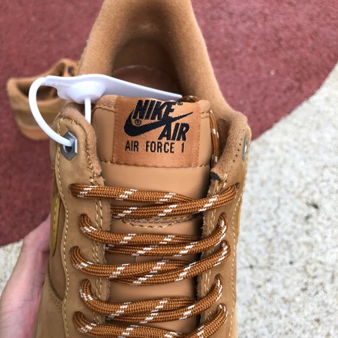 Nike AF1 Low Wheat Sneakers CJ9179-200