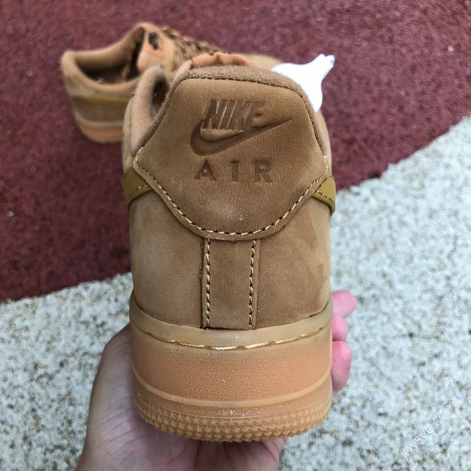 Nike AF1 Low Wheat Sneakers CJ9179-200