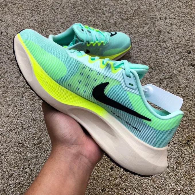 Nike Zoom Fly 5 Green Yellow DM8968-300