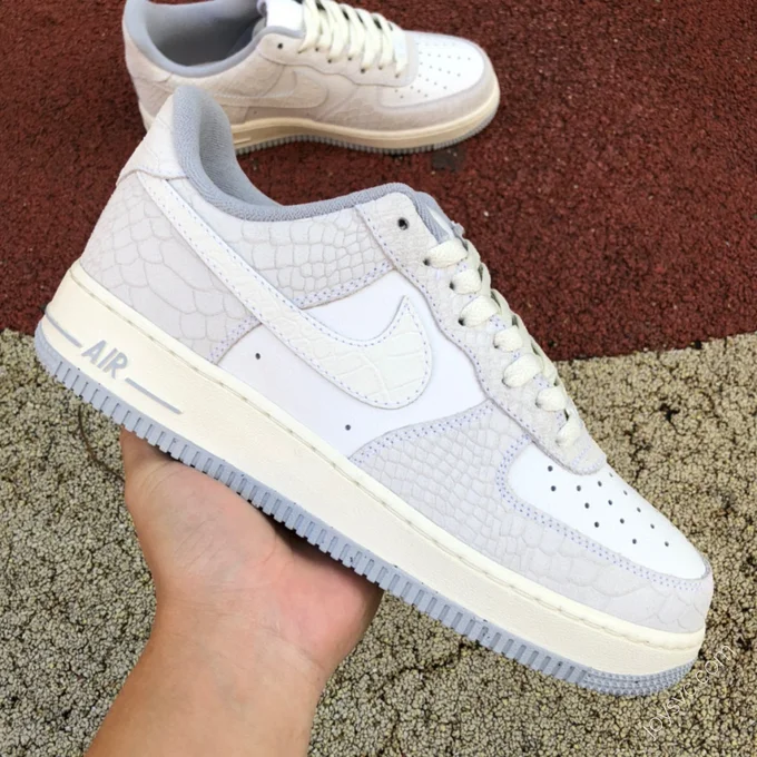 Nike Air Force 1 '07 White Python DX2678-100