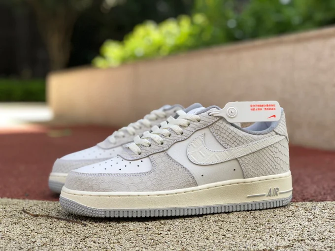 Nike Air Force 1 '07 White Python DX2678-100