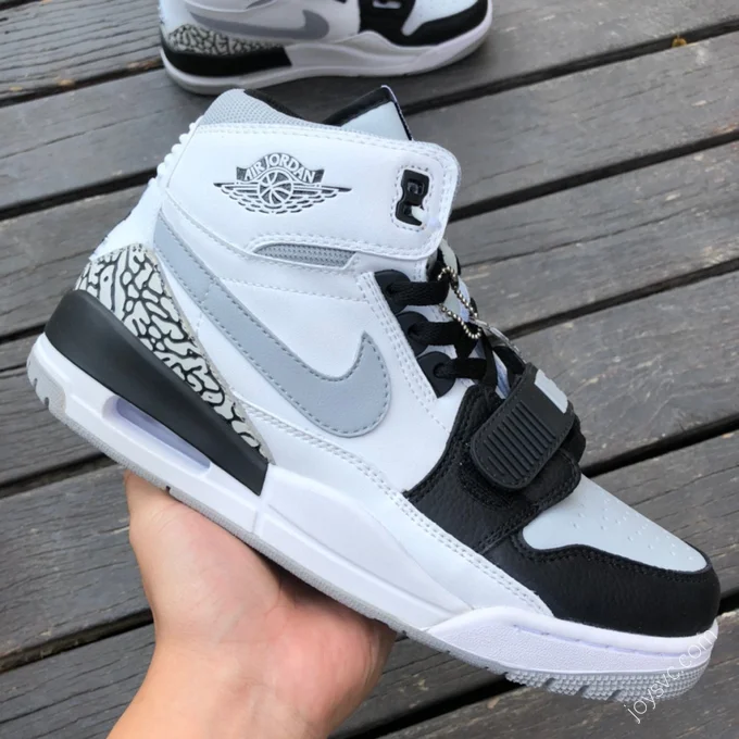 Air Jordan Legacy 312 White Black Grey High High-Top Sneaker AV3922-201