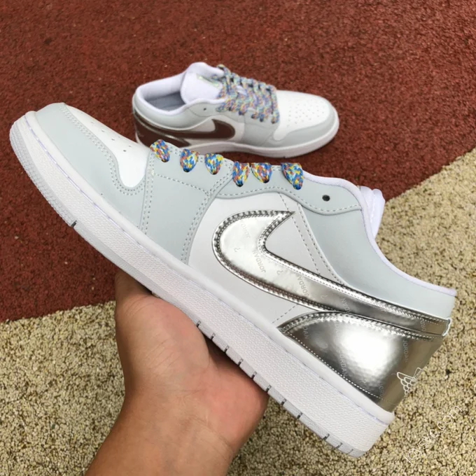 Air Jordan 1 Low 