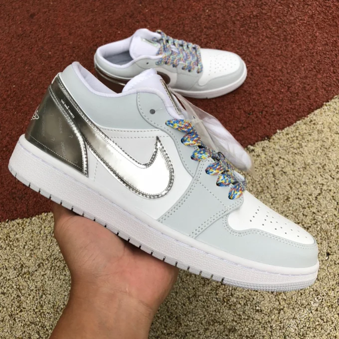 Air Jordan 1 Low 