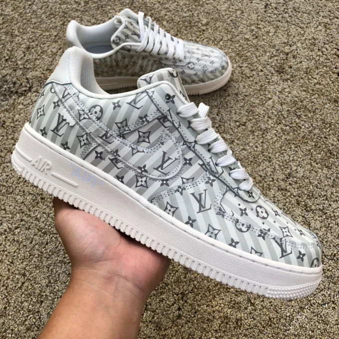 Louis Vuitton x Nike Air Force 1 1A9V9E