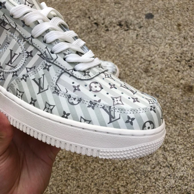 Louis Vuitton x Nike Air Force 1 1A9V9E