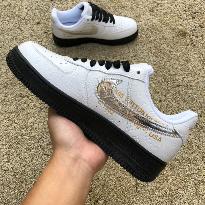 Louis Vuitton x Nike Air Force 1 1A9V9E