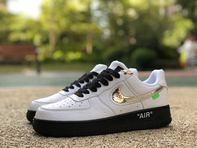 Louis Vuitton x Nike Air Force 1 1A9V9E