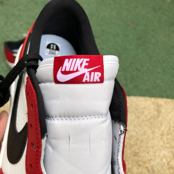 Air Jordan 1 Chicago Low Low-Top Sneaker 705329-600