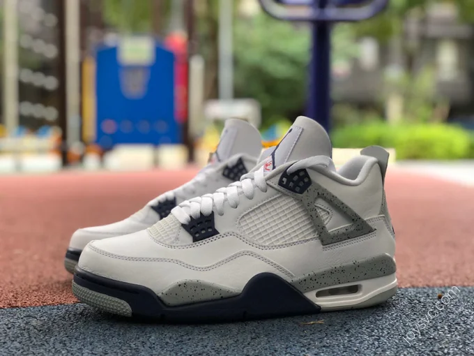 Air Jordan 4 