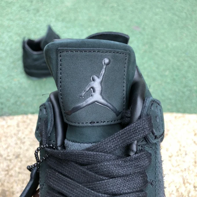 Air Jordan 4 Retro KAWS Black 930155-001