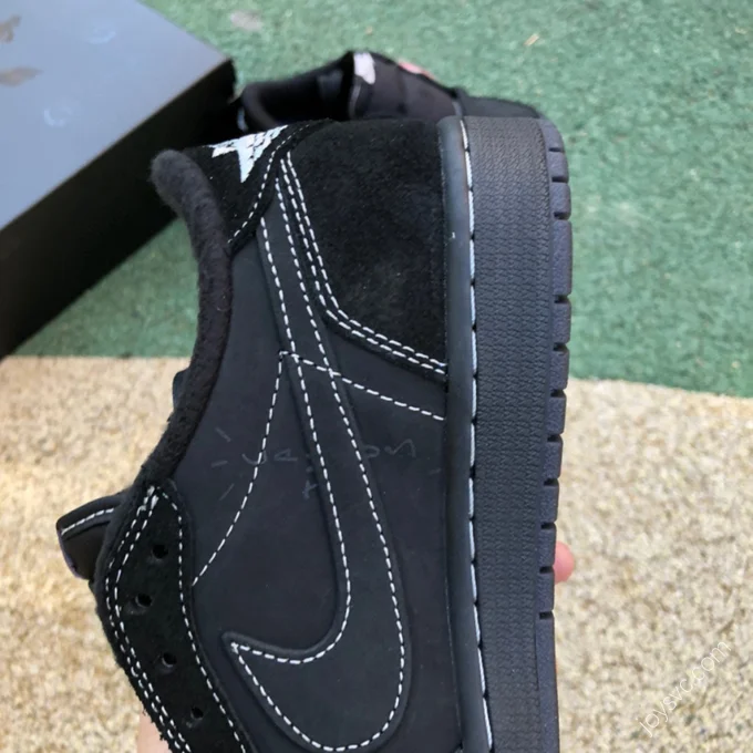 Travis Scott x Air Jordan 1 Low Black Phantom DM7