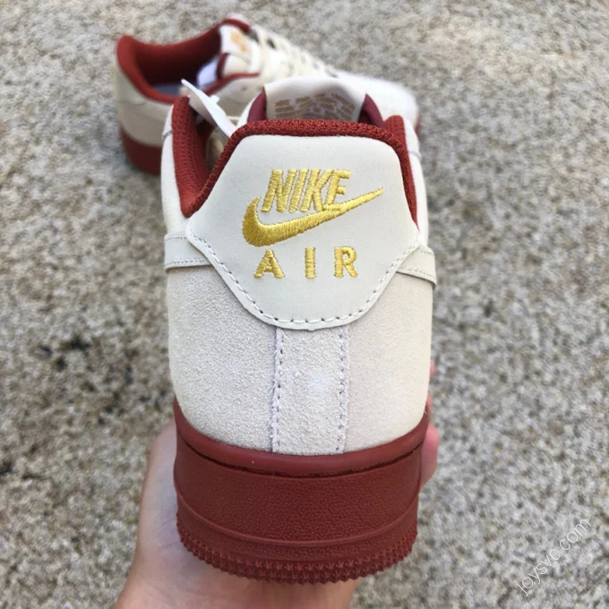 Nike Air Force 1 07 Beige/Red Suede AA1391-111