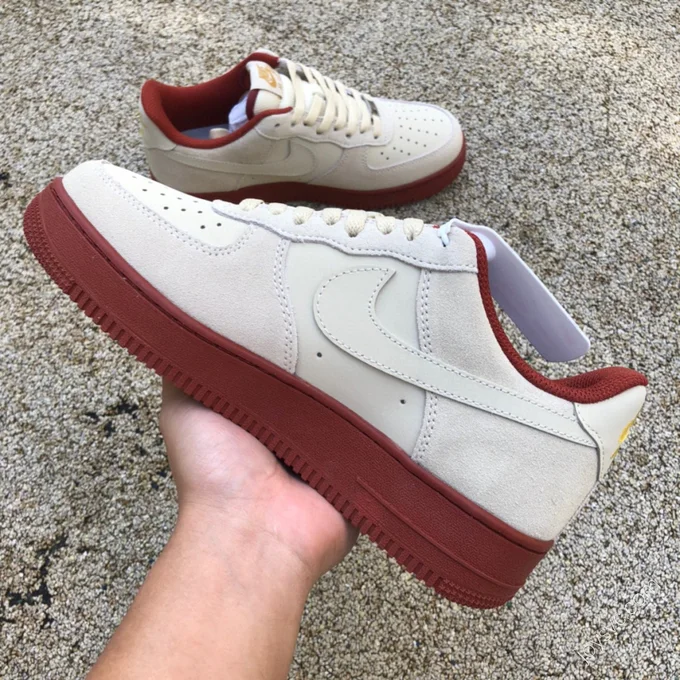 Nike Air Force 1 07 Beige/Red Suede AA1391-111