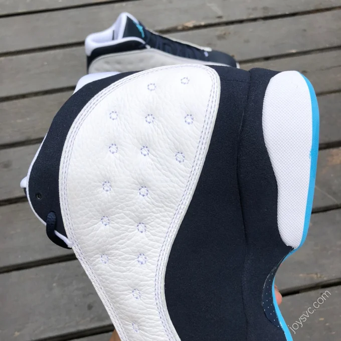 Air Jordan 13 