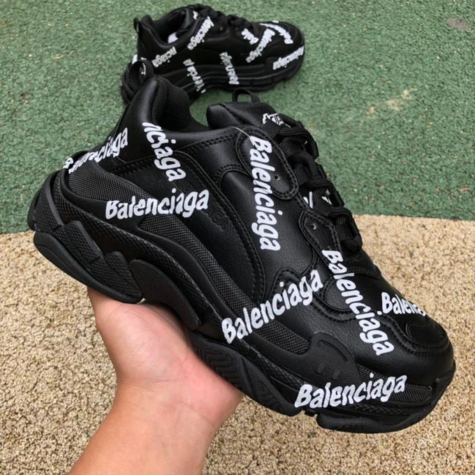 Balenciaga Triple S Black