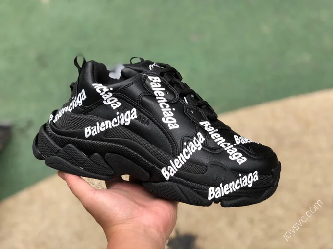 Balenciaga Triple S Black