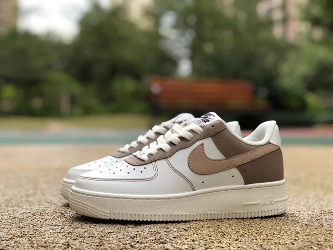 Nike Air Force 1 07 Cream Mocha DT0226-303