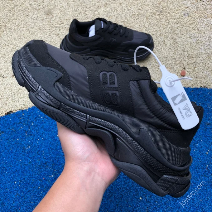 Balenciaga Triple S Black