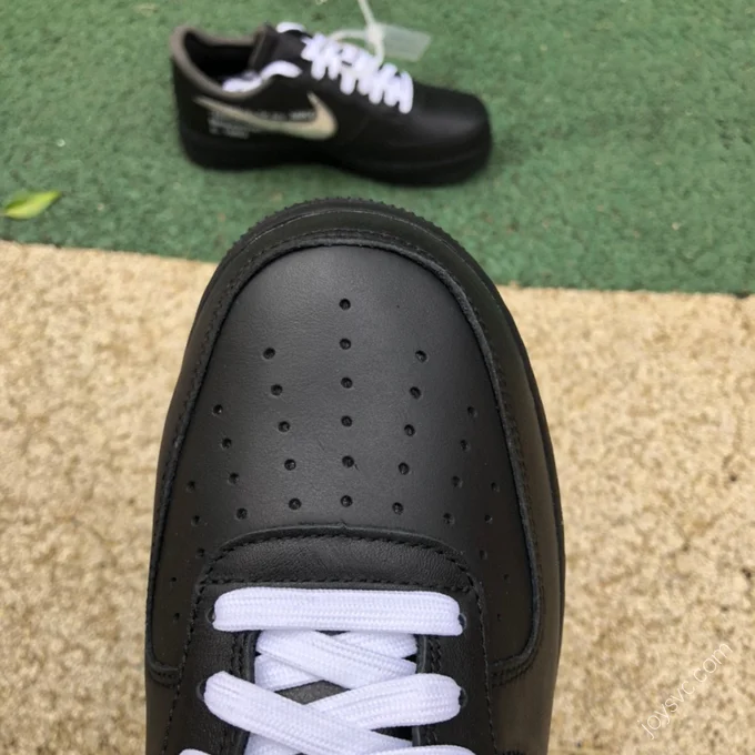 Off-White x Nike Air Force 1 Black/Silver AV5210-100