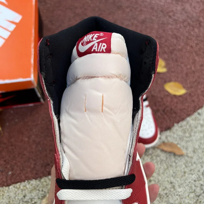 Air Jordan 1 Retro High Chicago Lost and Found High-Top Sneaker DZ