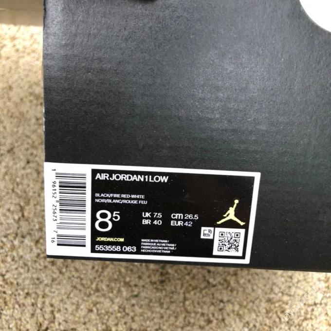 Air Jordan 1 Low Black White Red 553558-063