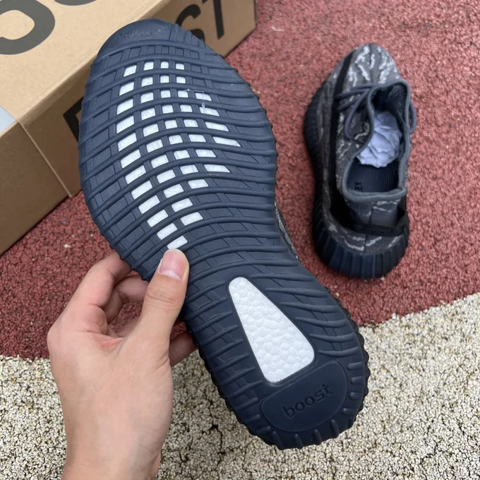 Adidas Yeezy Boost 350 V2 Black Grey