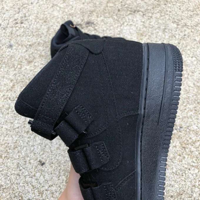 Billie Eilish x Nike Air Force 1 Black DM7926-400