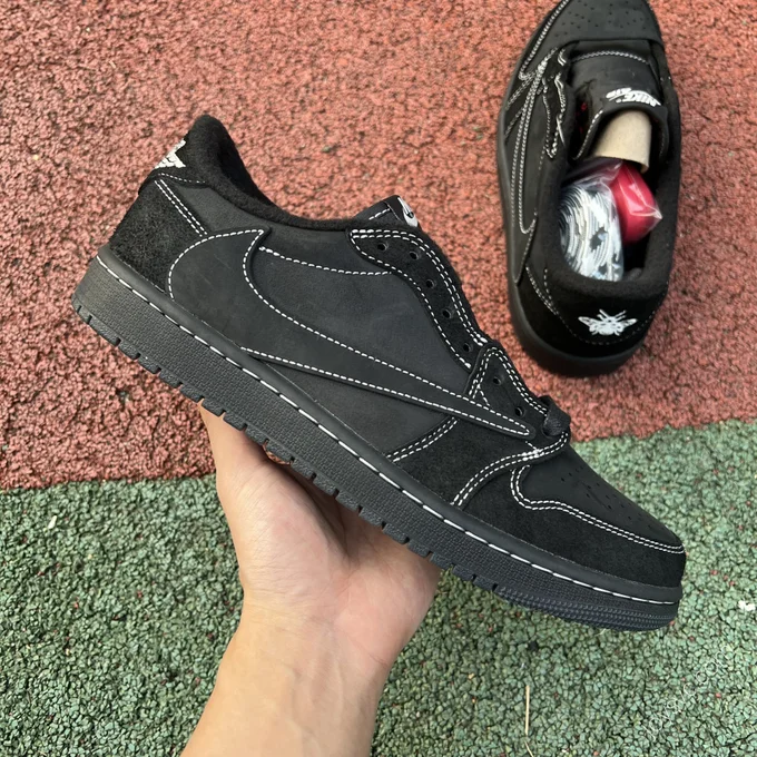 Travis Scott x Air Jordan 1 Low Black Phantom LW DM7