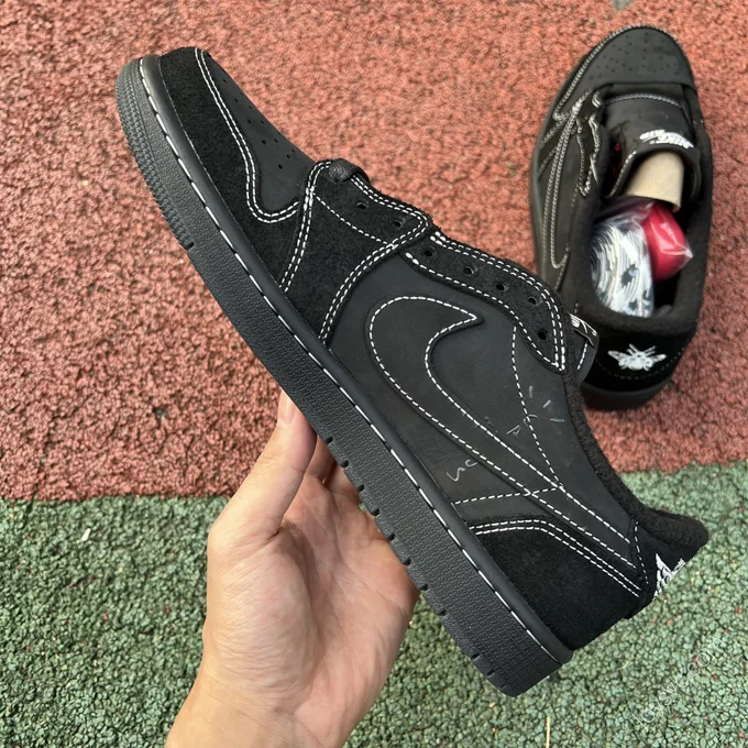 Travis Scott x Air Jordan 1 Low Black Phantom LW DM7