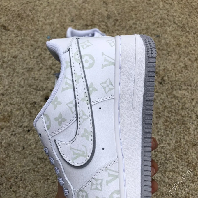 Nike Air Force 1 '07 LV8 White/Grey LV Print DR9868-200