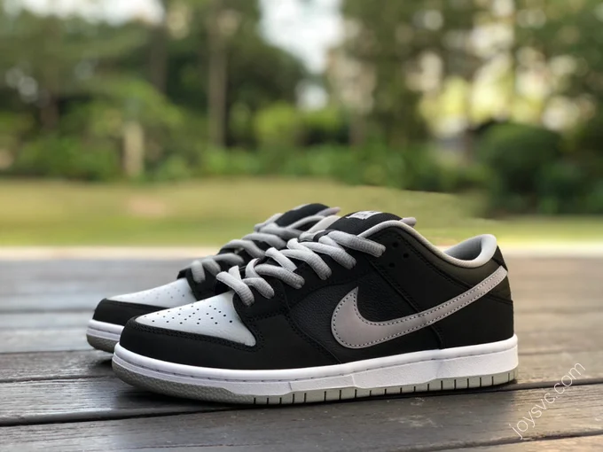 Nike SB Dunk Low 