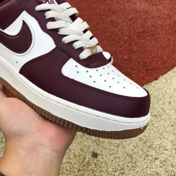 Nike Air Force 1 Low White/Red Gum Sole DQ7659-102