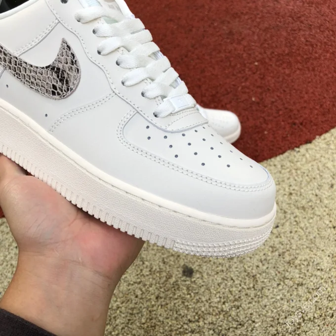 Nike Air Force 1 White Snakeskin DD8959-002