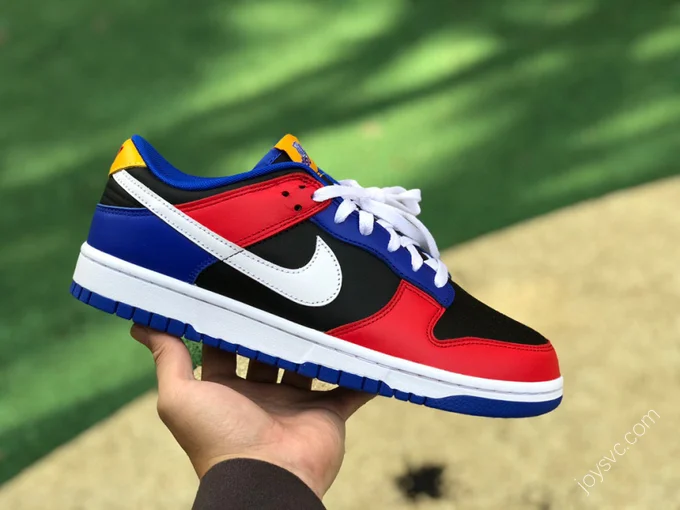 Nike Dunk Low 