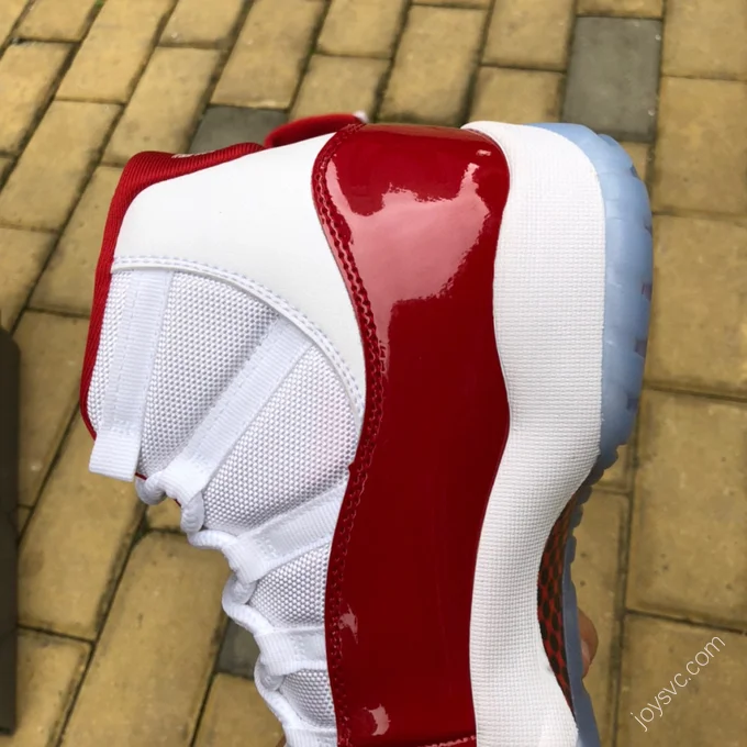 Air Jordan 11 Retro 