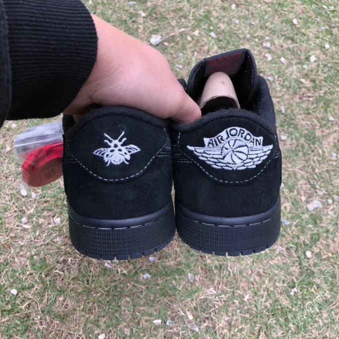 Travis Scott x Air Jordan 1 Low Black Phantom T1 DM7