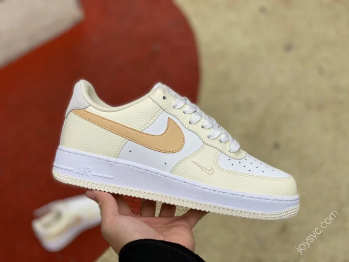 Nike Air Force 1 '07 SE White/Cream DX8953-100