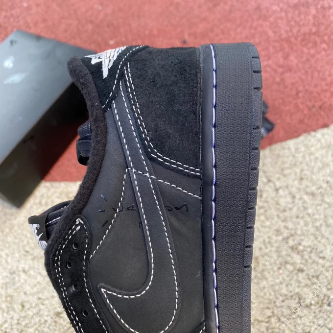 Travis Scott x Air Jordan 1 Low Black Phantom DM78