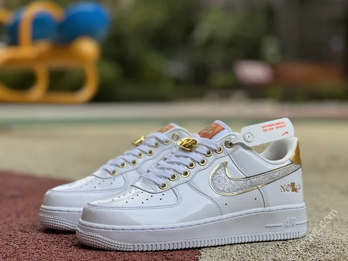 Nike Air Force 1 Nola White/Gold DZ5425-100