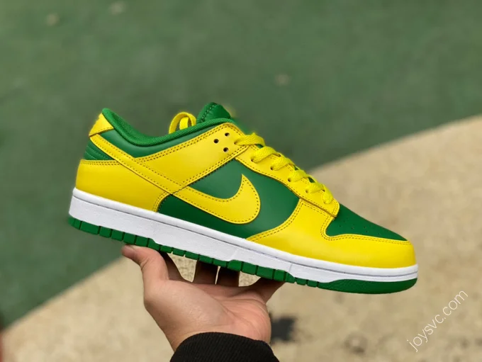 Nike Dunk Low 