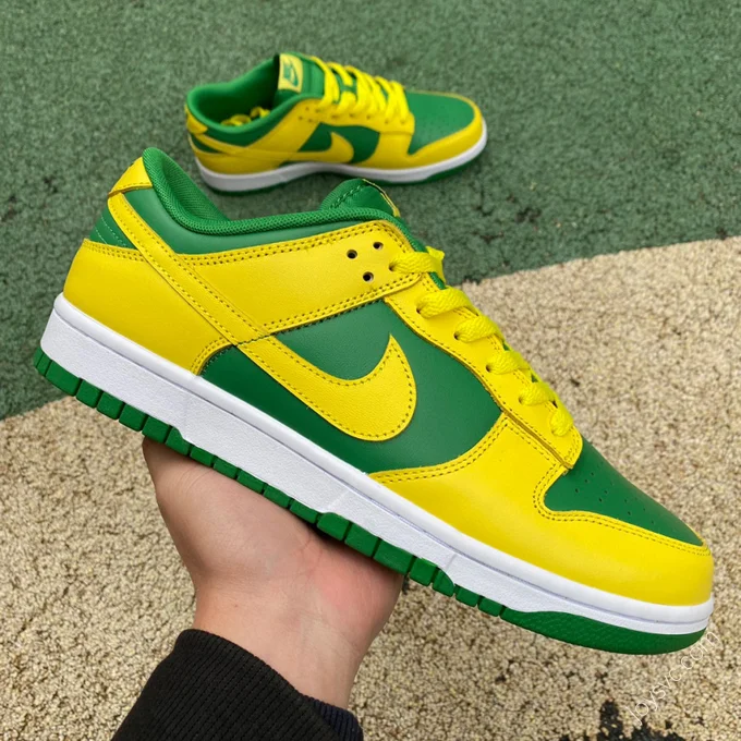 Nike Dunk Low 